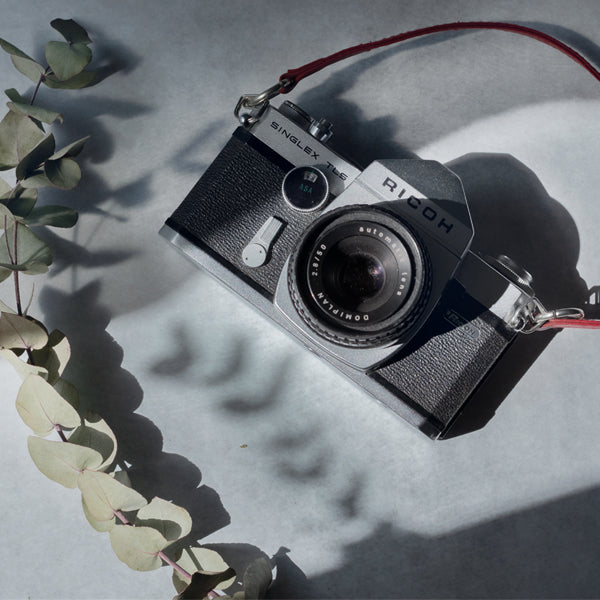 5x tips zó speel je met licht en schaduw in jouw product-en flatlay fotografie