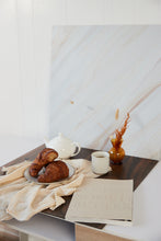 Afbeelding in Gallery-weergave laden, PINK MARBLE STYLINGBOARD